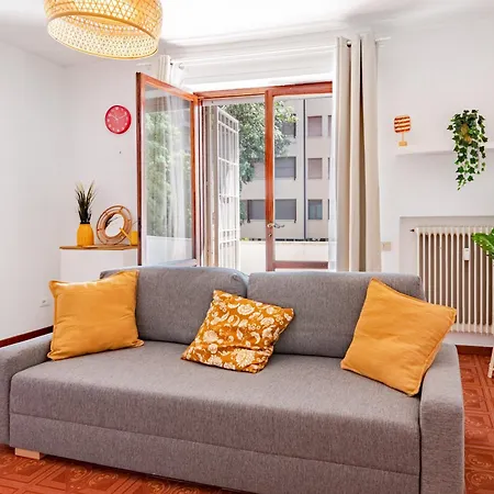 Appartement Landi 1 - 2 Camere, Parcheggio, Balconi, Vicino Al Centro *