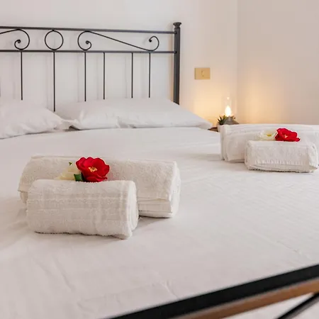 Appartement Landi 1 - 2 Camere, Parcheggio, Balconi, Vicino Al Centro Pise
